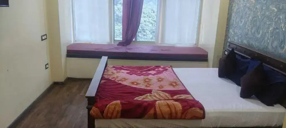 Наинитал: The Oak Trails Eco Lodge