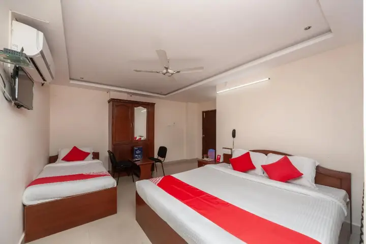 Шрикалахасти: Hotel Sri Shiva Shakti