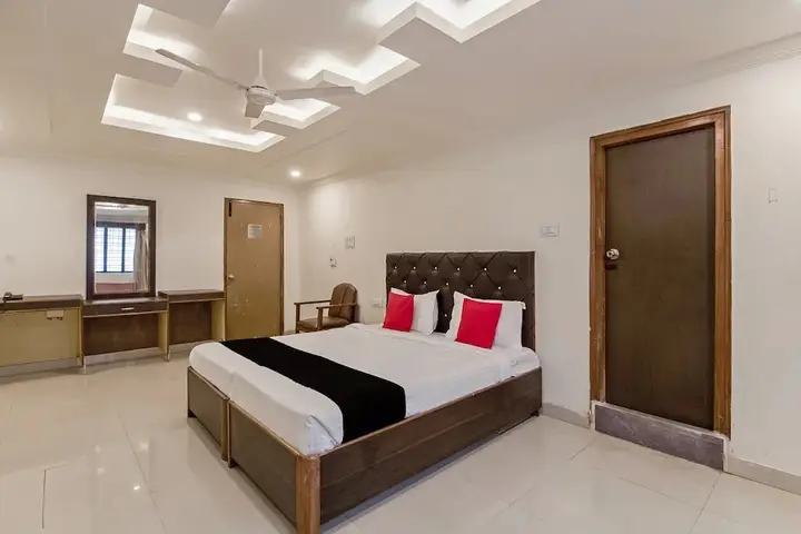 Хидерабад: Fabhotel Marjan International