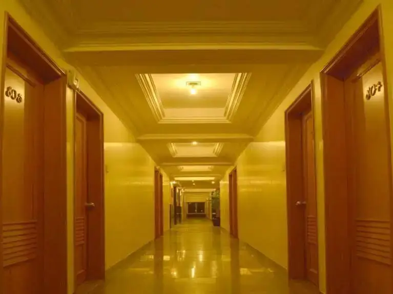 Вадодара: Hotel Rainbow