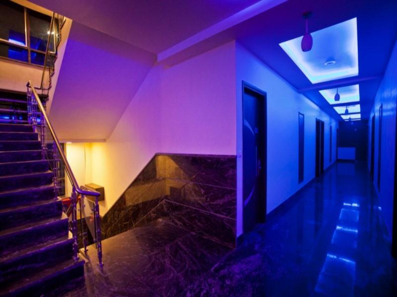 Вриндаван: Hotel Krishnam Vrindavan