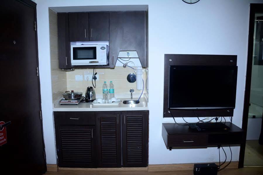Гуруграм: Hirohama India Business Hotel (Service Apartment)