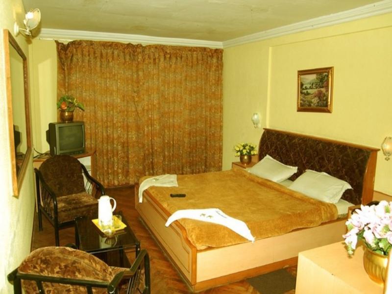 Кодайканал: Royal Hotel