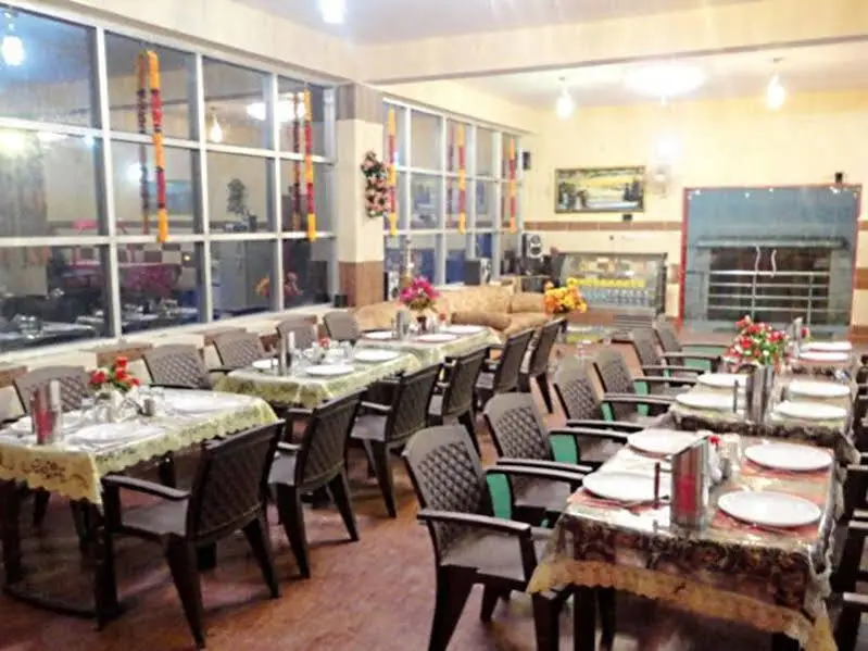 Наинитал: Hotel Hill View Inn