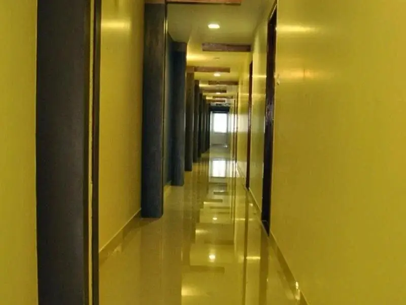 Палаясиварам: Sri Hari Residency
