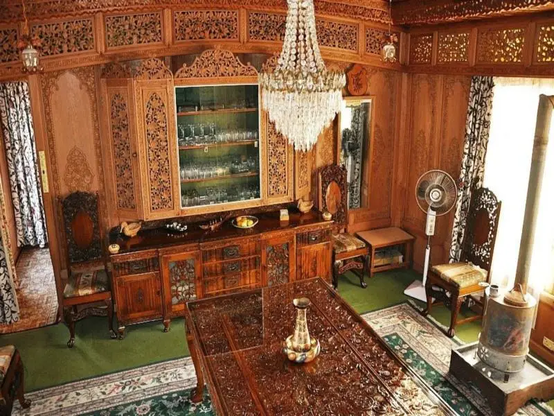 Шринагар: Royal Group of Houseboats