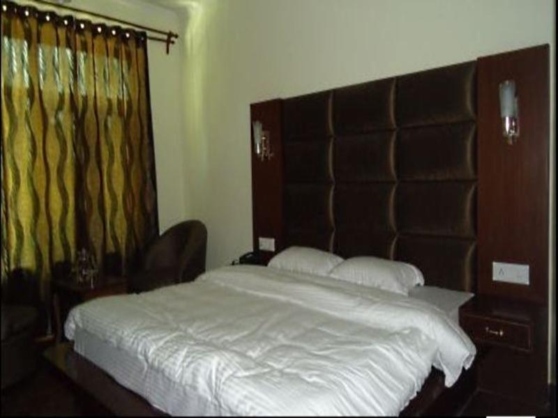 Шринагар: Hotel Naqash Residency