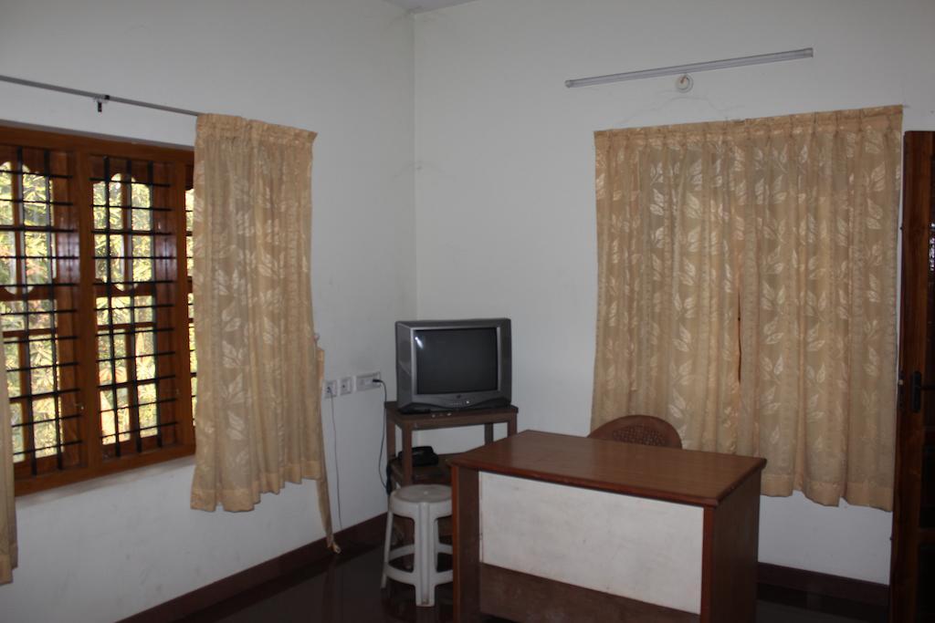 Paradise Holidays Guest House — фото 1