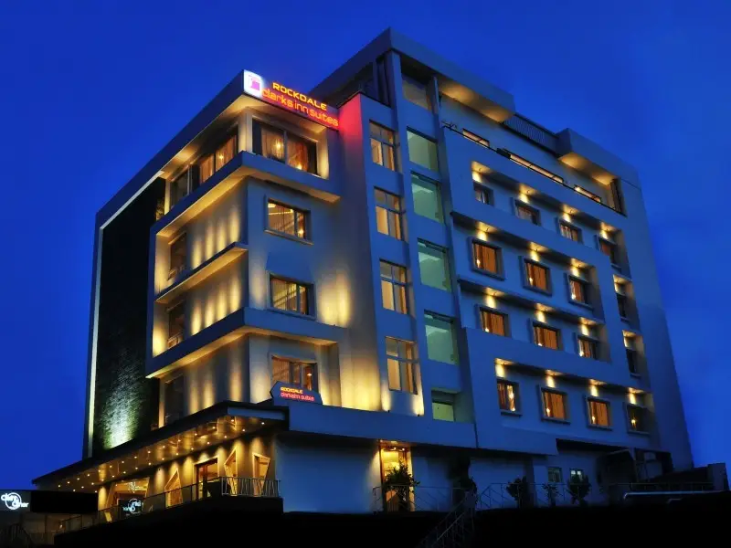 Висакхапатнам: Rockdale Clarks Inn Suites