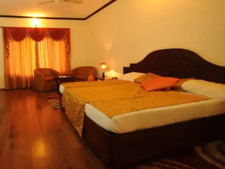 Кунур: Velan Hotel Coonoor