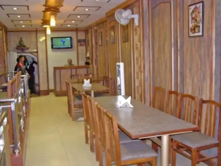 Наинитал: Hotel Channi Raja