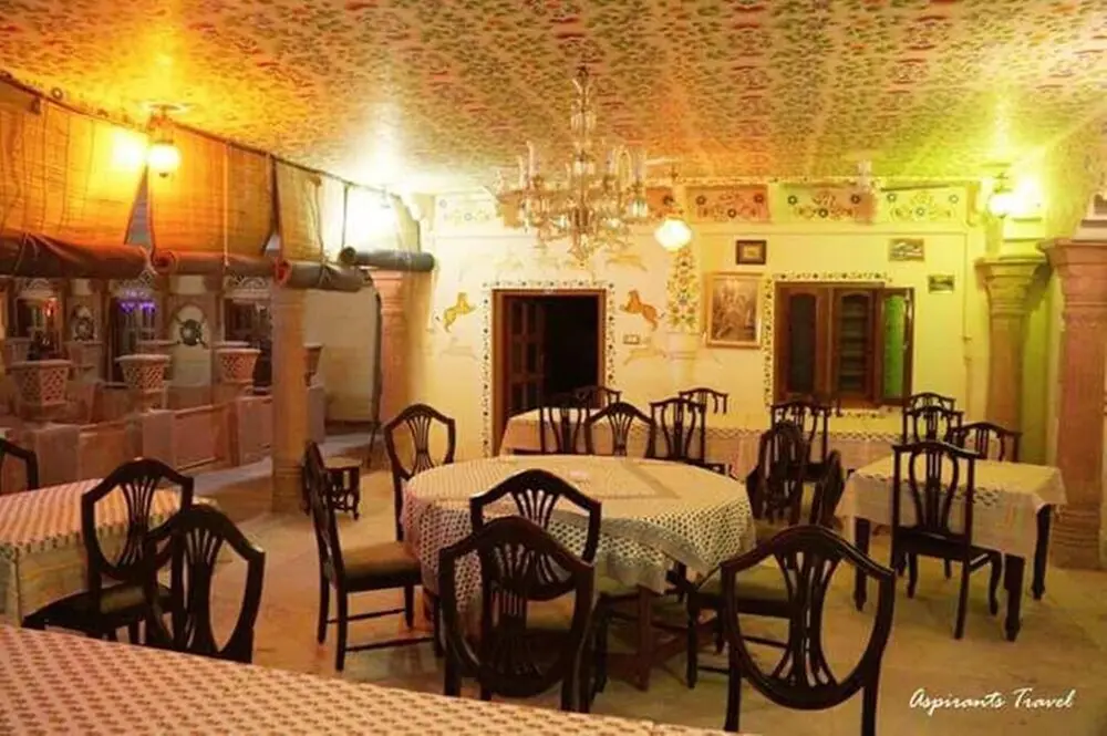 Хиндаун: Suroth Mahal a Jaipur Riyasat