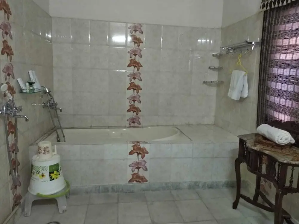 Хиндаун: Suroth Mahal a Jaipur Riyasat