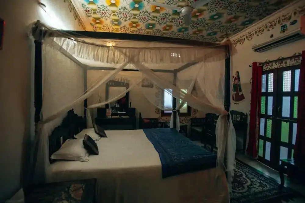 Хиндаун: Suroth Mahal a Jaipur Riyasat