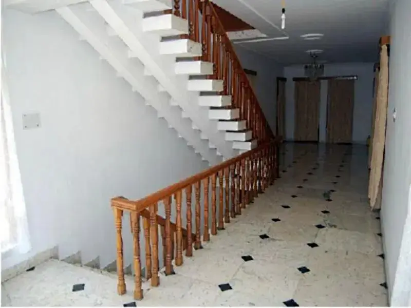 Шринагар: Hotel Season Palace