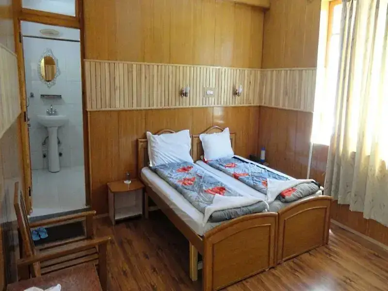 Хундер: Hotel Stendel