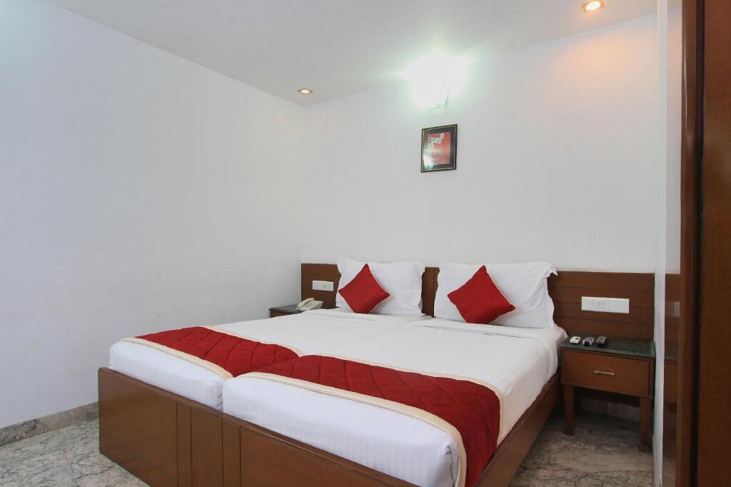Бангалор: Lotus Business Hotel