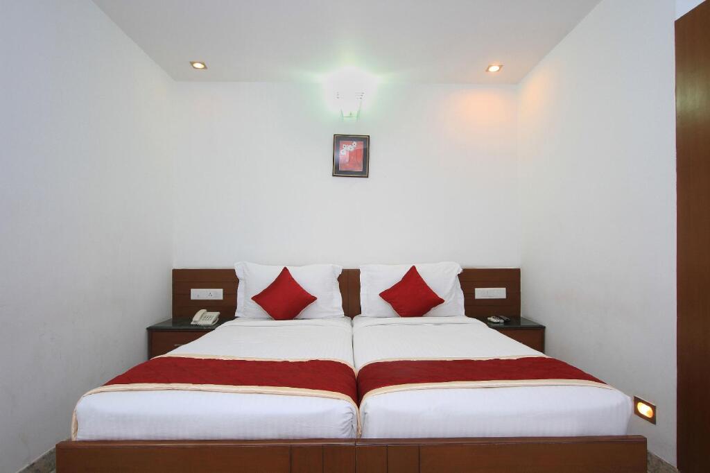 Бангалор: Lotus Business Hotel