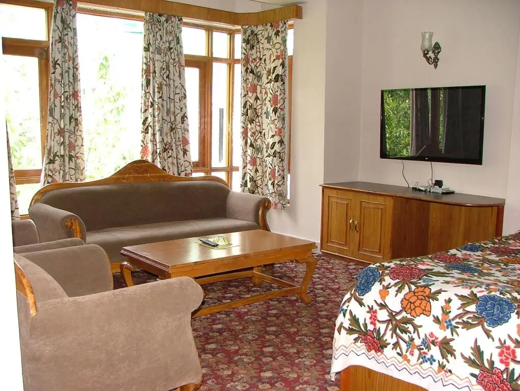 Шринагар: Green Acre Hotel