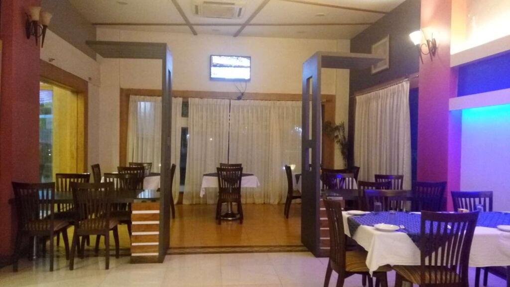 Колхапур: Hotel Kohinoor Square