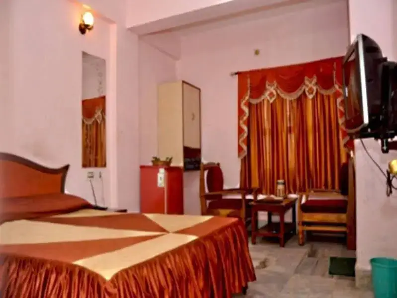 Бхубанешвар: Hotel Sambit Palace