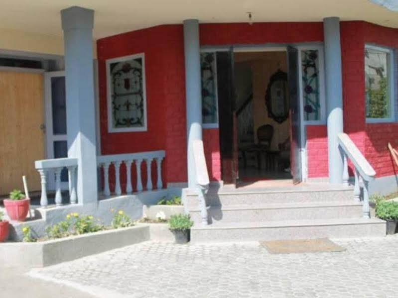 Шринагар: Una Homestay Sheenwynds
