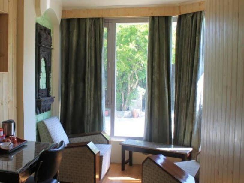 Шринагар: Una Homestay Sheenwynds