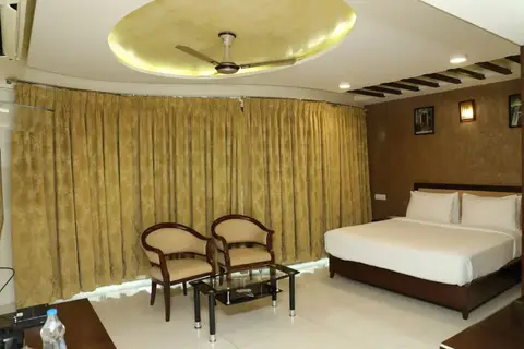 Hotel Anantha Executive Suites — фото 1