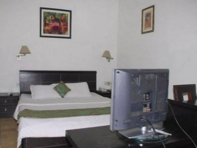 Гуруграм: Oyo Rooms Cyber Ii