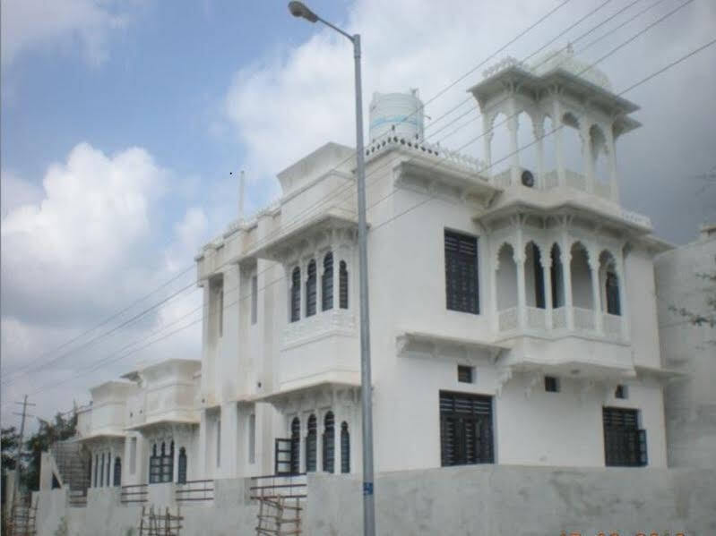 Manhar Vilas Hotel — фото 1
