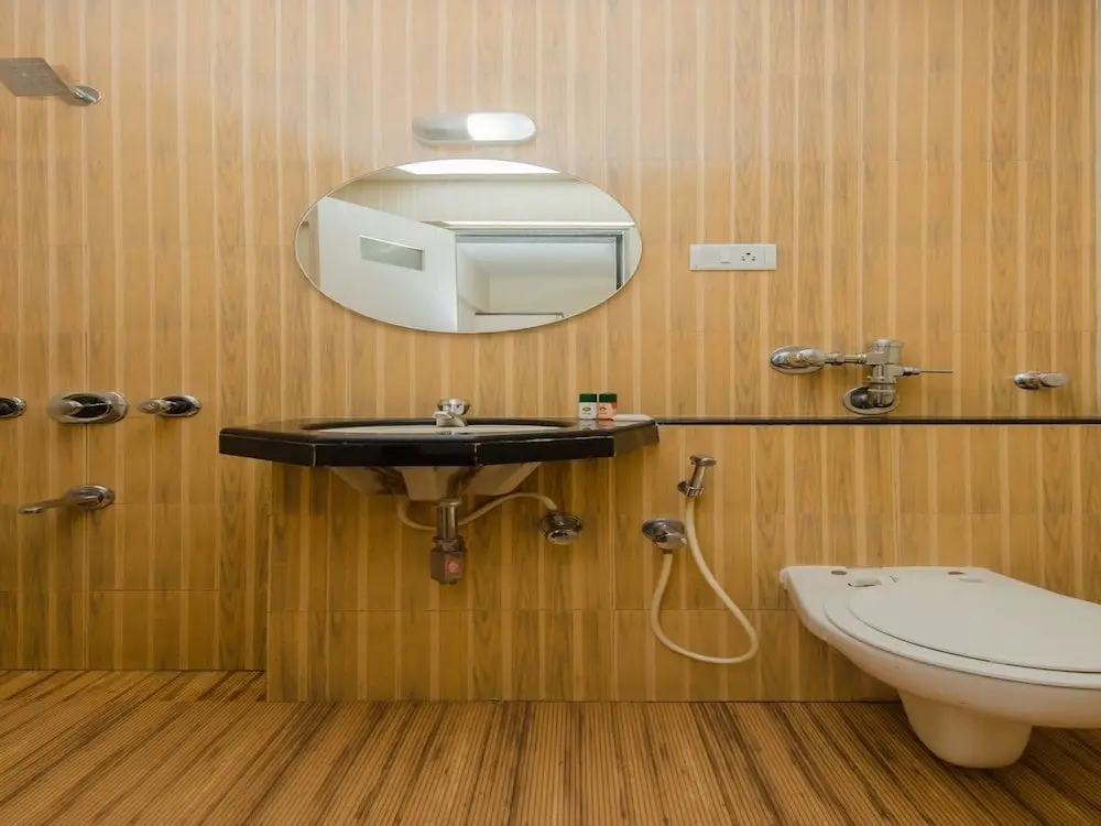 Мумбаи: OYO 10248 Hotel Sahar International