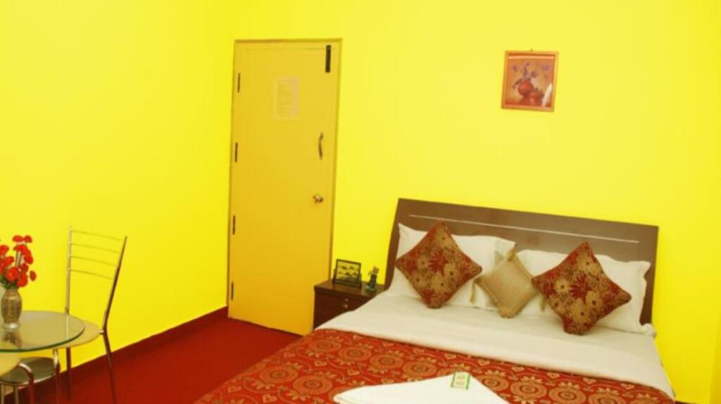 Ути: Wave Inn Cottages