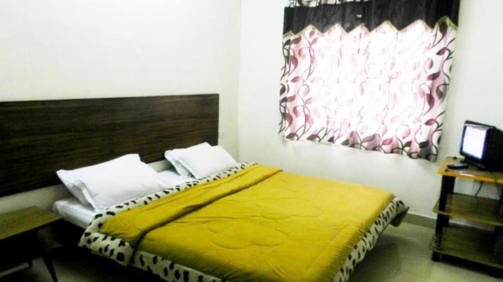 Ути: Wave Inn Cottages
