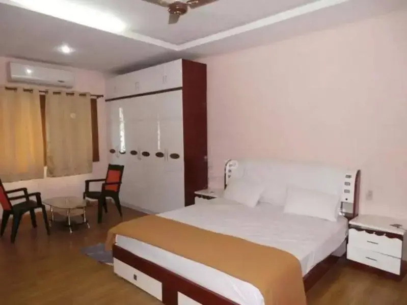 Хидерабад: Royal Comfort Suites