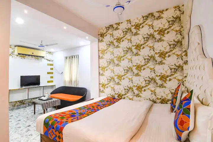 Колката: FabHotel Prime Rockstar
