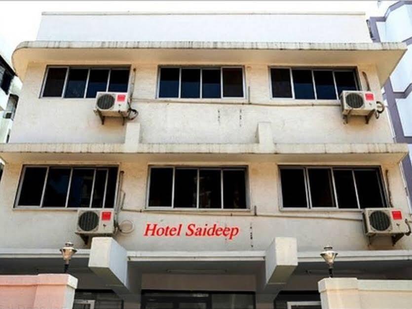 Мумбаи: Hotel Saideep