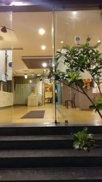 Ширди: Hotel Krishna Sai Kutir