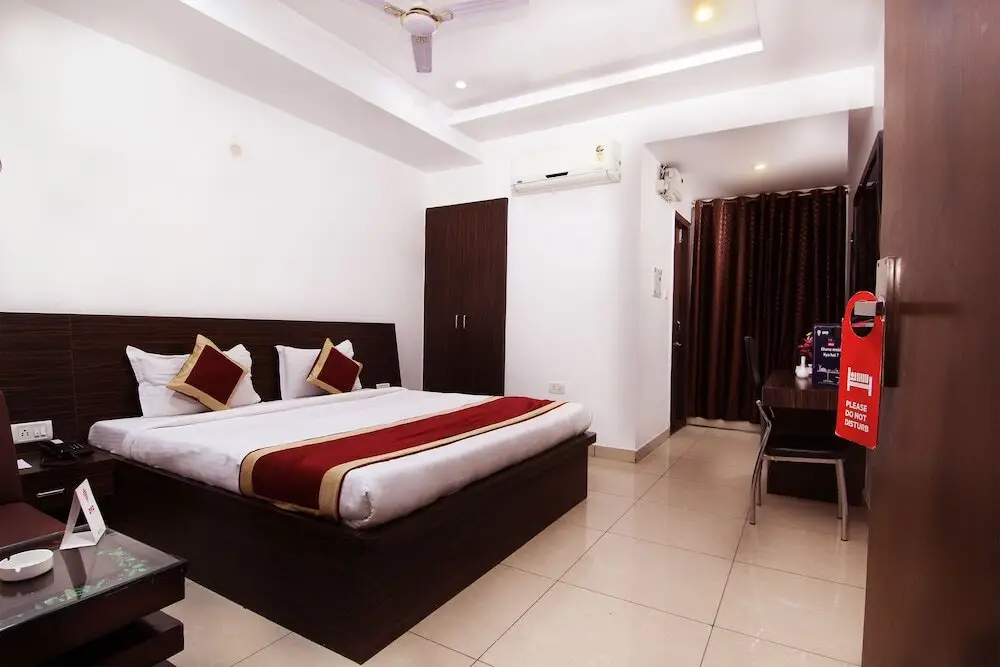 Лакхнау: OYO 6804 Hotel Buddha Residency