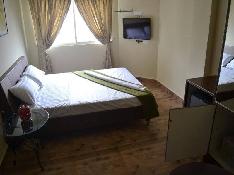 Хидерабад: Manar Luxury Serviced Apartment