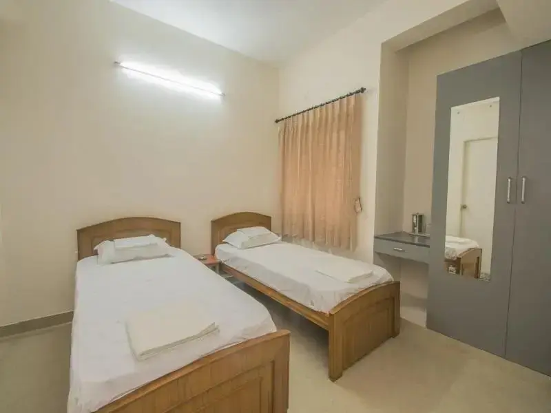 Коимбатур: Thulasirams Service Apartments