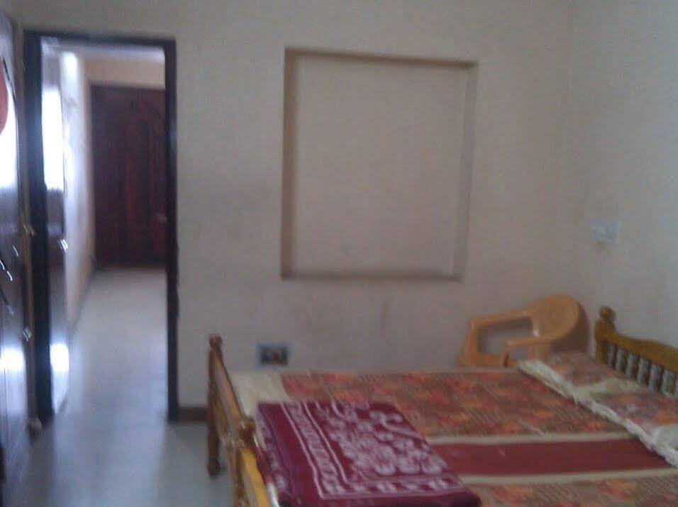 Валпарай: Manis Home Stay Valparai