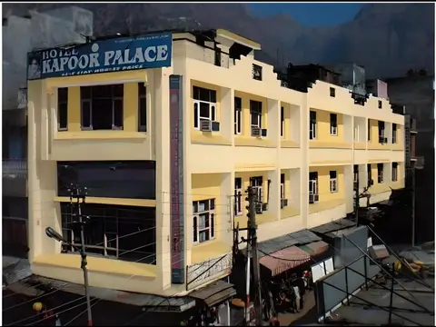 Hotel Kapoor Palace — фото 1