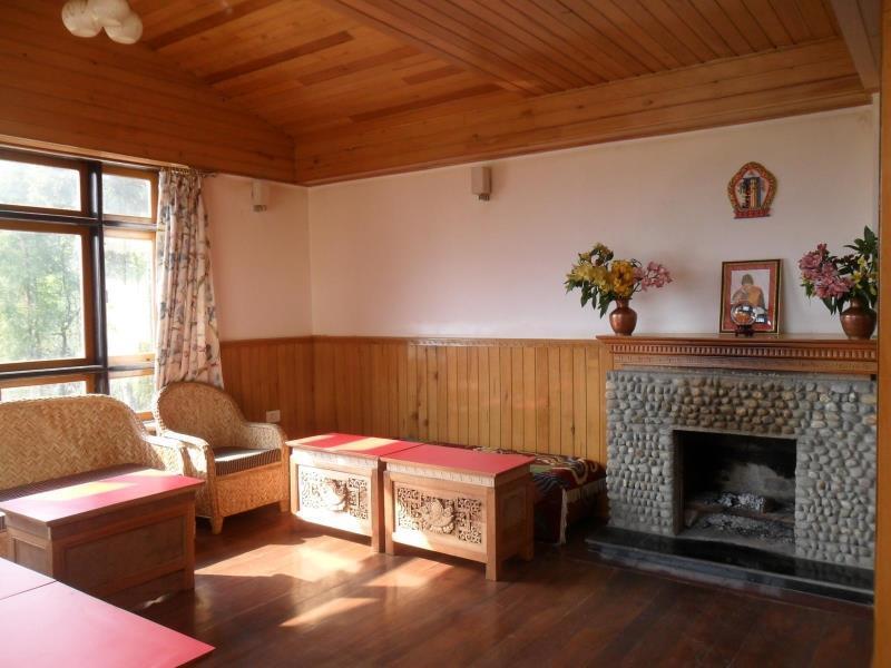 Пеллинг: Choda House