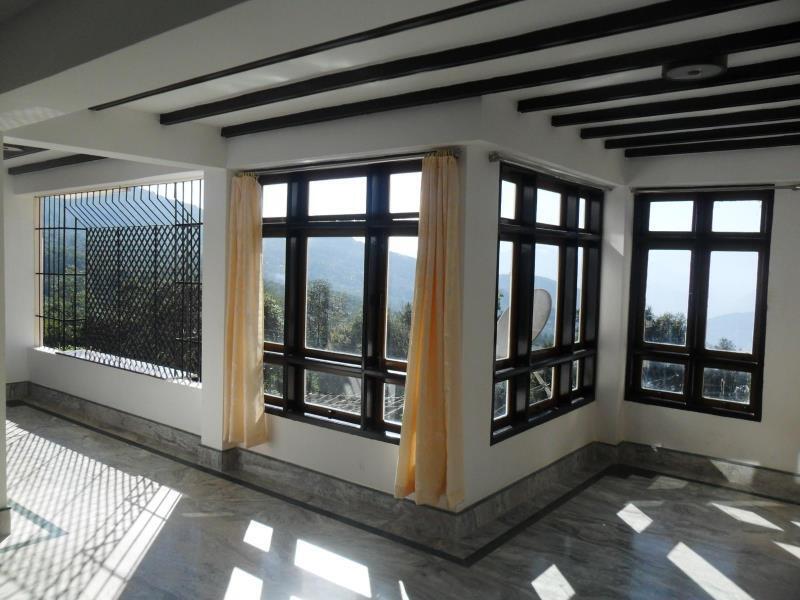 Пеллинг: Choda House