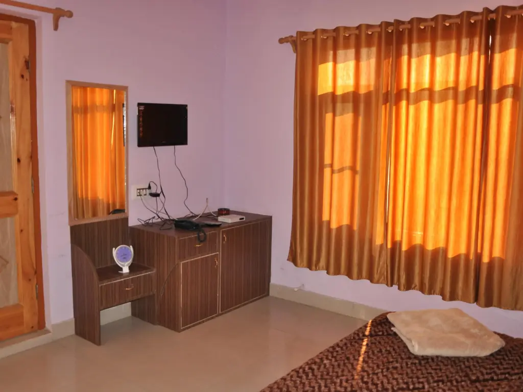 Шринагар: Hotel Grand Comforts