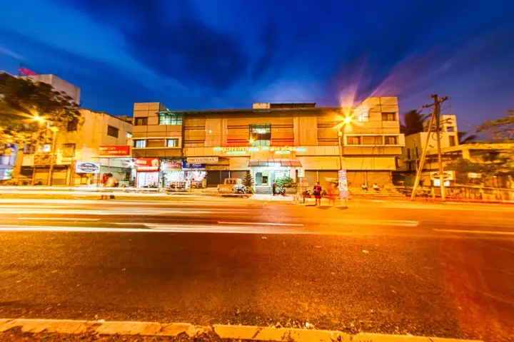 Нашик: Hotel Grand Ashwin