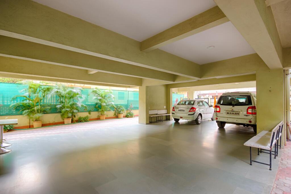 Нашик: Hotel Grand Ashwin