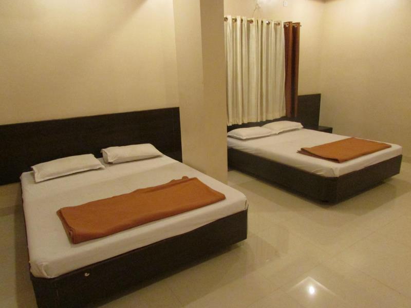 Ширди: Hotel Sai Tirth