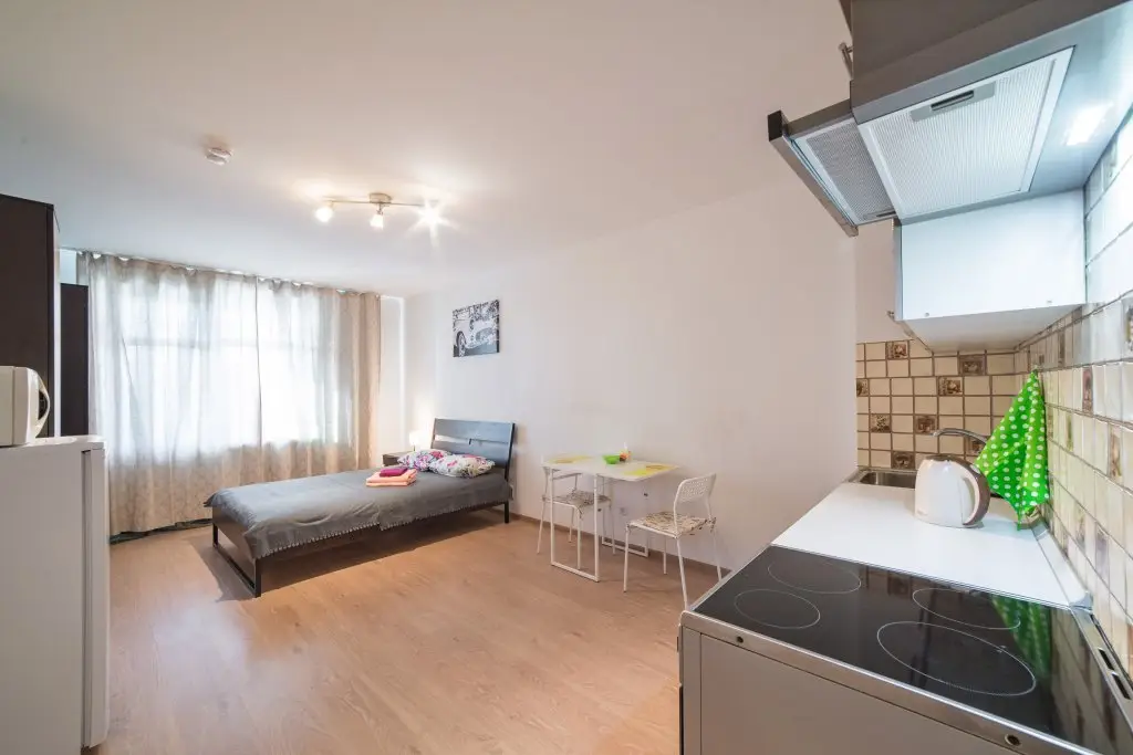 Санкт-Петербург: U Metro Ladozhskaya Apartments