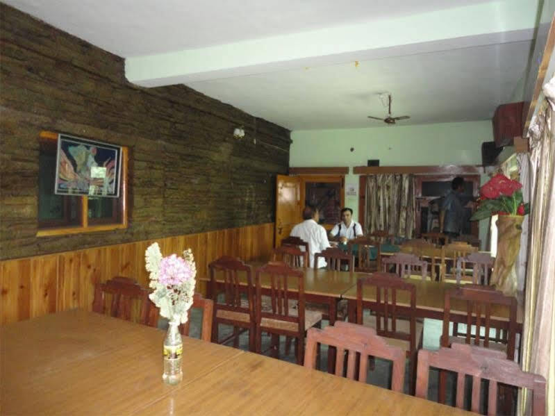 Наинитал: Om Mountain Resort